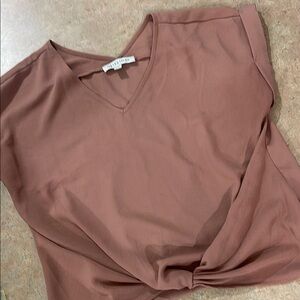 GUC mauve dressy top